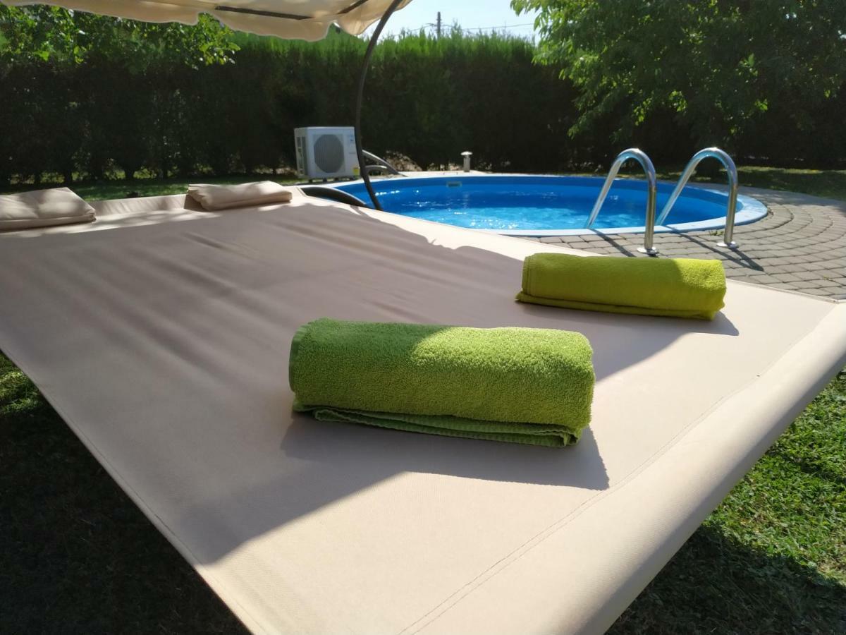 شقة Orient Relax Garden كيستاي المظهر الخارجي الصورة